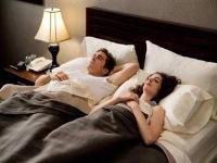 有了孩子后怎么过夫妻生活？和孩子一起睡如何过夫妻生活？