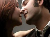 接吻的正确姿势及注意事项，男生要把握好！