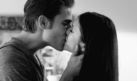 该怎么接吻？接吻技巧