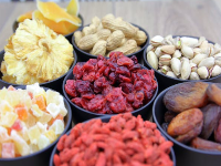 夏日养生，也可以保温杯里泡枸杞