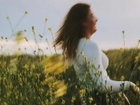 阴唇一边大一边小正常吗