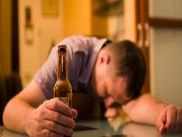 男人撸多了阳痿怎么办？4种方法帮你摆脱阳痿