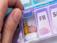 口服避孕药有什么优点？如何减少紧急避孕药的副作用？