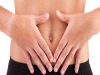 同房后肚子隐隐作痛乳房胀痛 乳房发胀是不是怀孕了