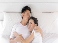 如何用双手让男人高潮？性爱的正确步骤是怎样的？