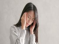 导致女性性高潮障碍的原因有哪些？如何克服女性性高潮障碍？