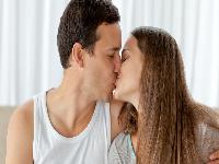 引起阳痿的原因有哪些?阳痿应该怎么办?