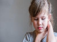 自闭症如何预防和矫正视力